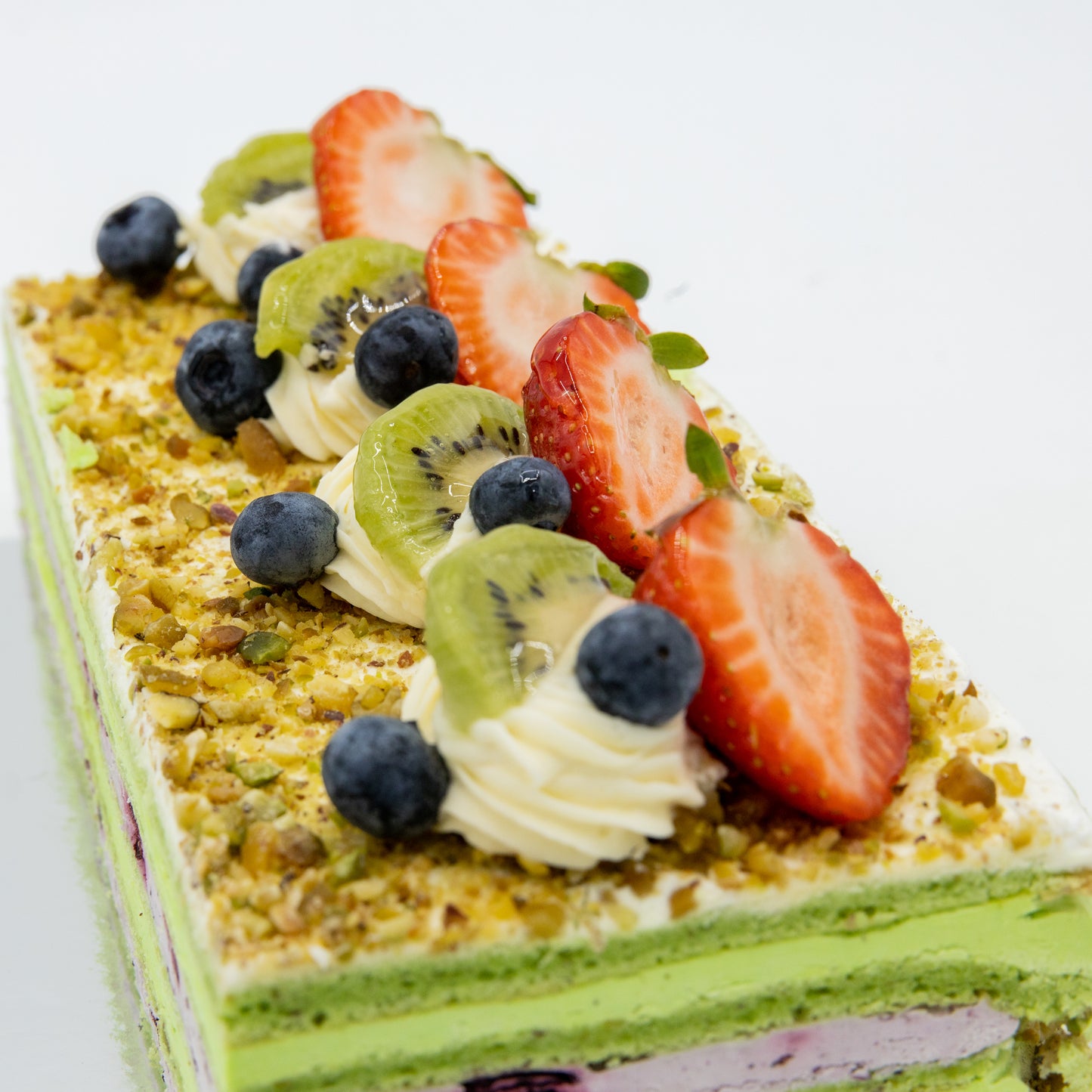 Pistachio & Blueberry Cake